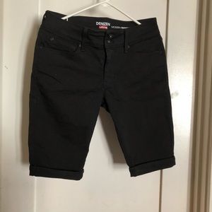 Levi’s Denizen | Black Modern Skinny Short